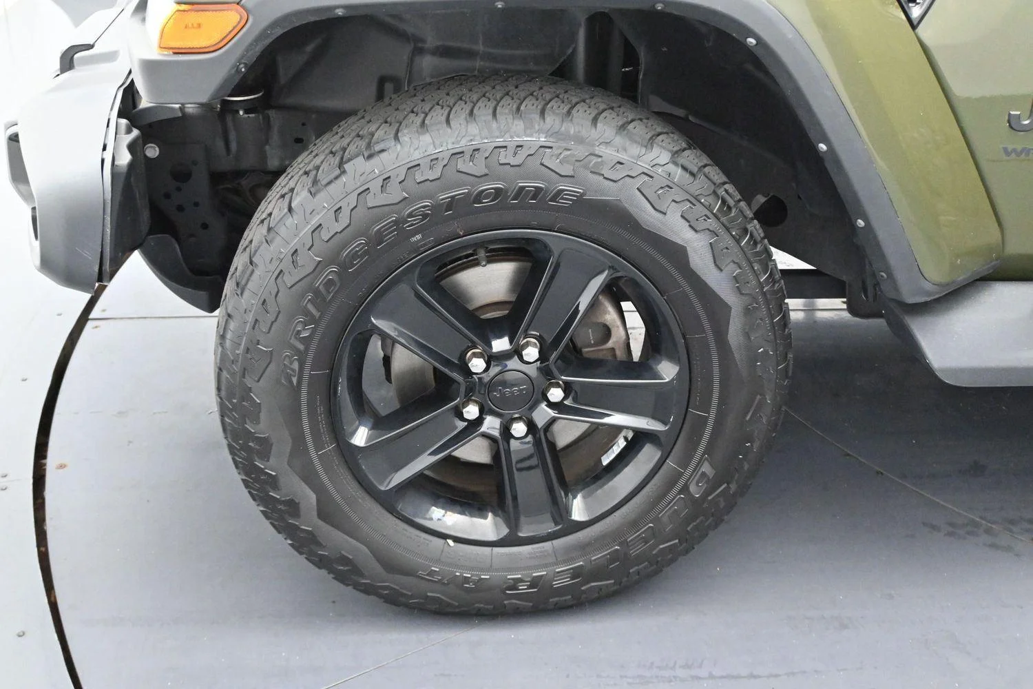 Used 2022 Sarge Green Clearcoat Jeep Unlimited Sahara Altitude image 37