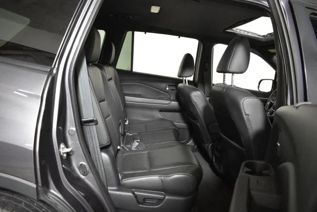 Used 2020 Gray Honda EX-L image 31