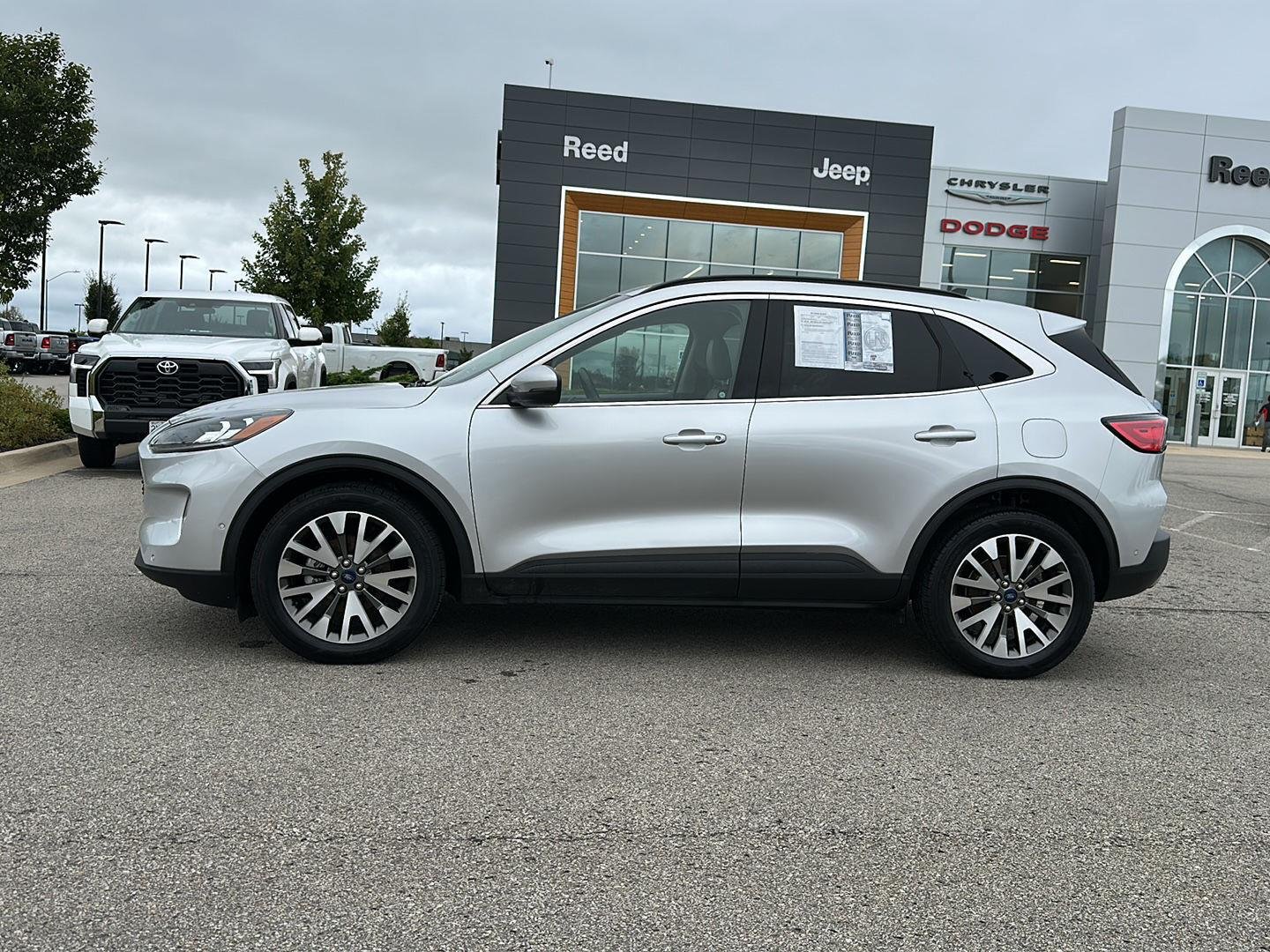 Used 2020 Ford Escape Titanium with VIN 1FMCU9J90LUB07982 for sale in Kansas City