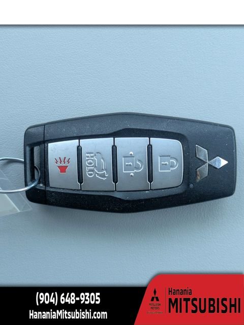 Used 2025 Red Mitsubishi SE image 34