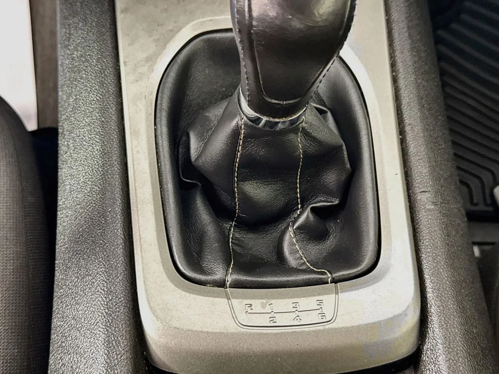 Used 2014 Silver Chevrolet 1LS image 18