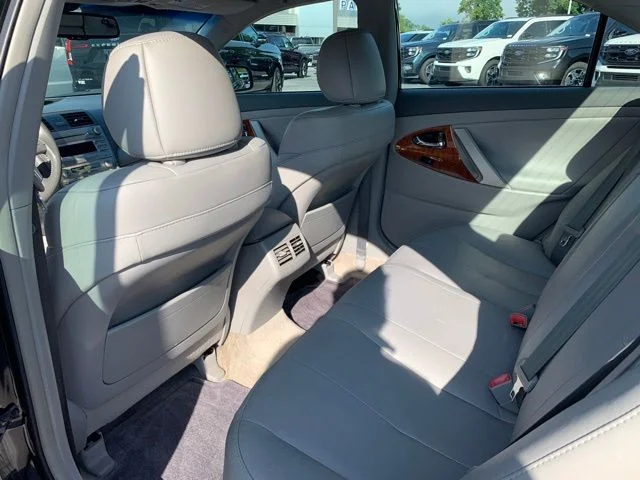 Used 2010 Black Toyota XLE image 18
