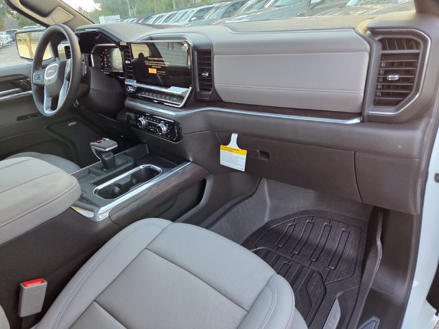 2026 GMC Sierra 1500 SLT - Photo 19