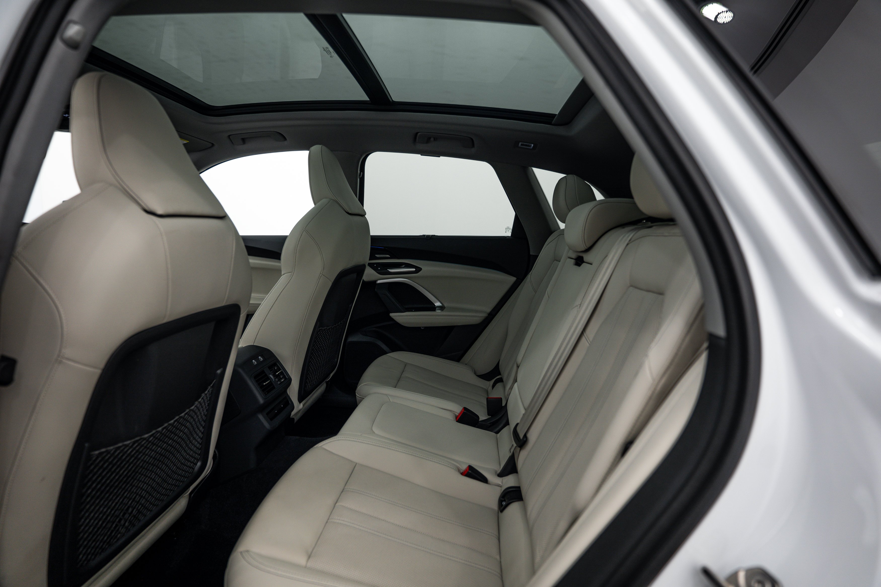 Used 2025 Glacier White Metallic Audi Premium Plus image 18
