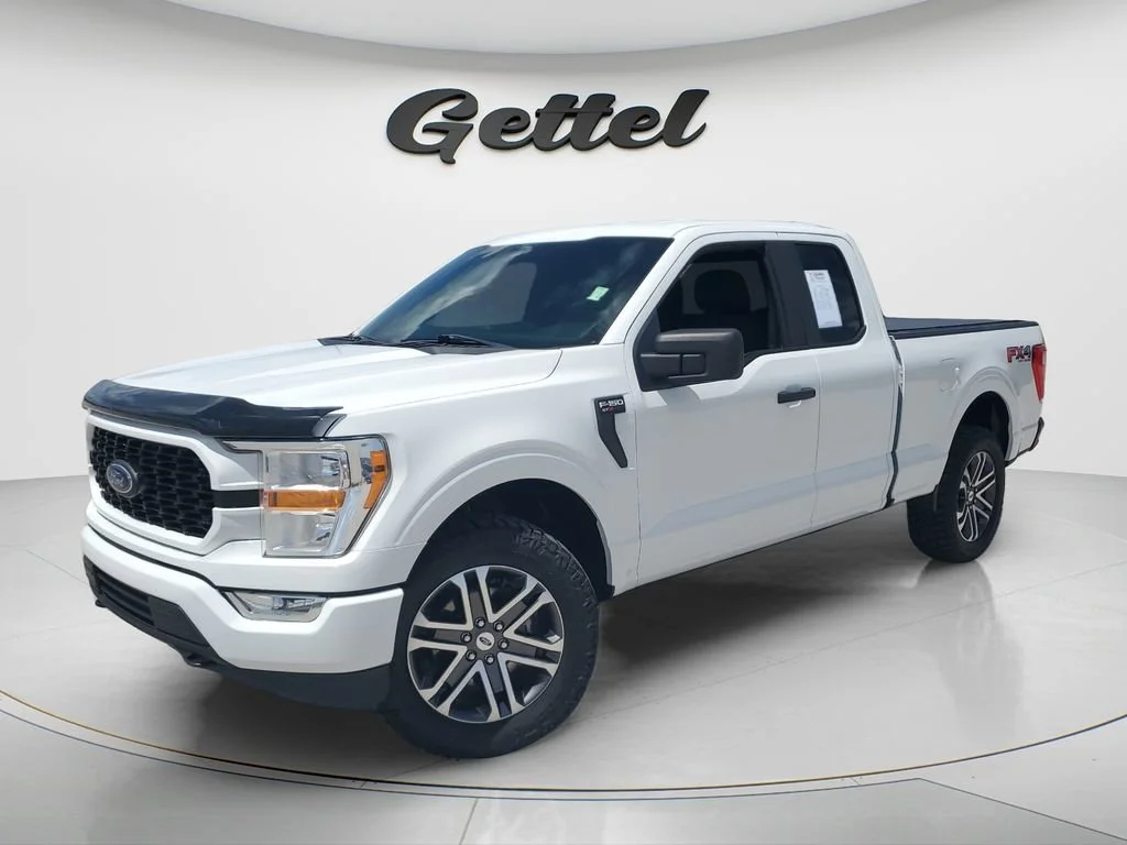 Used 2021 White Ford XL image 1