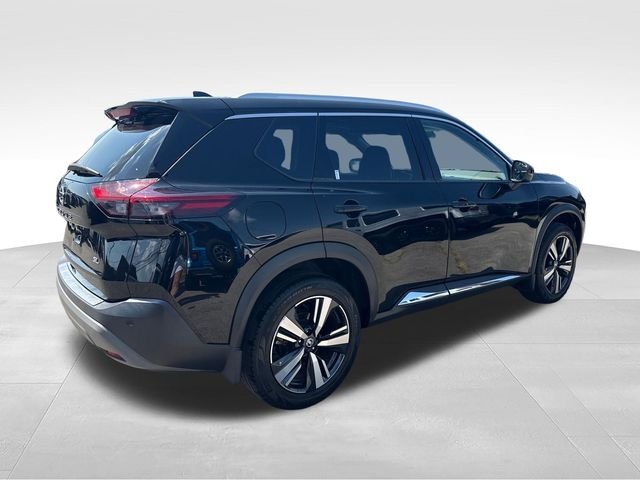 Used 2021 Black Nissan SL image 5