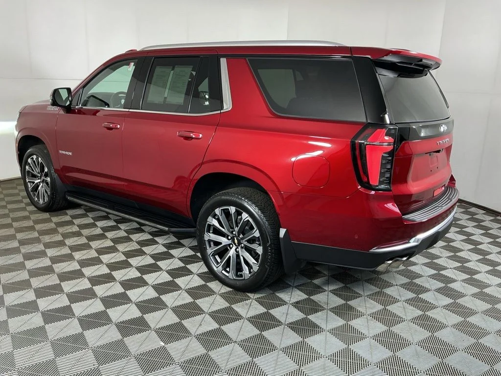 Used 2026 Red Chevrolet High Country image 13