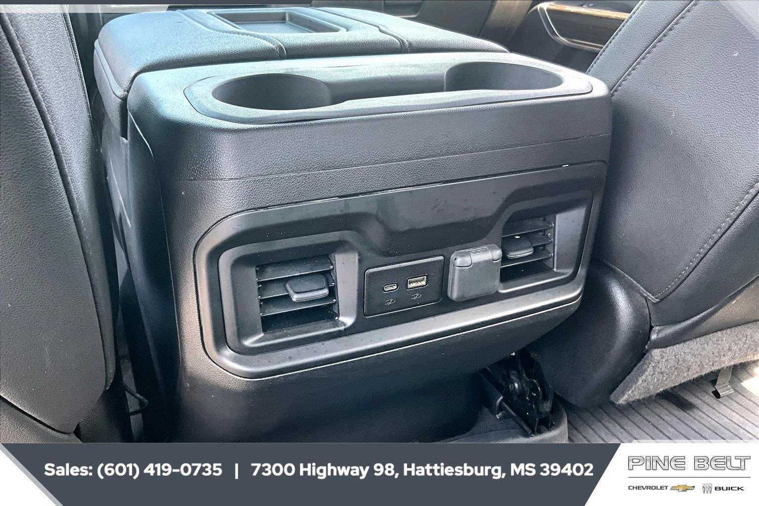 Used 2022 Shadow Gray Metallic Chevrolet RST image 25