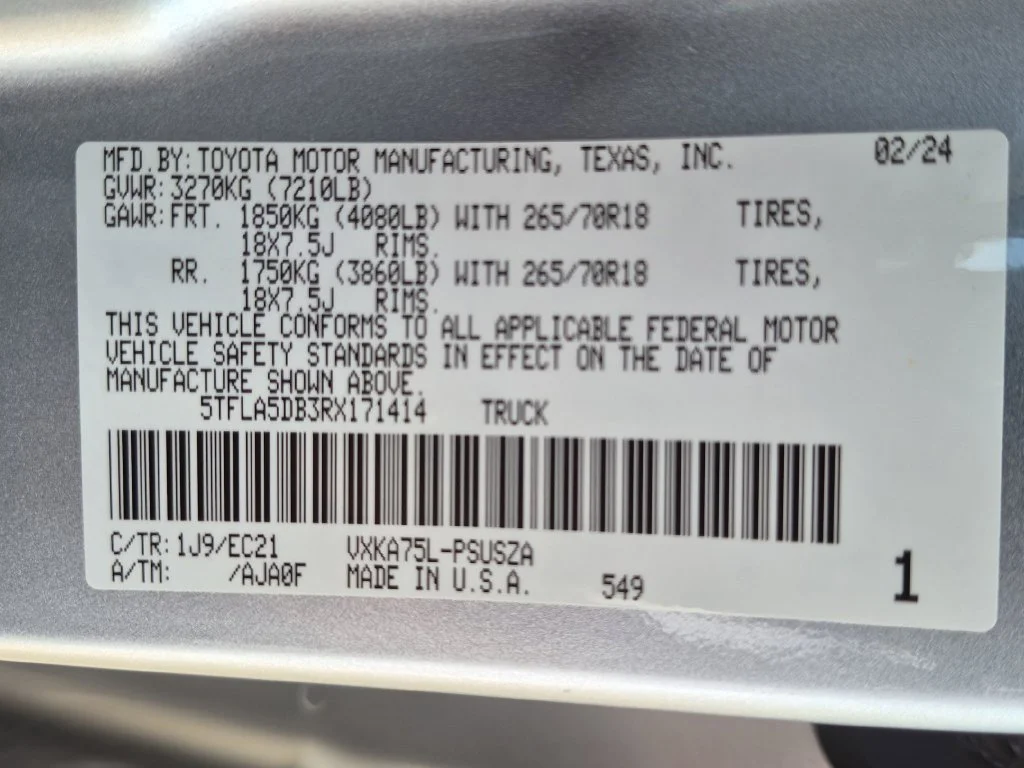 Used 2024 Silver Toyota SR5 image 33