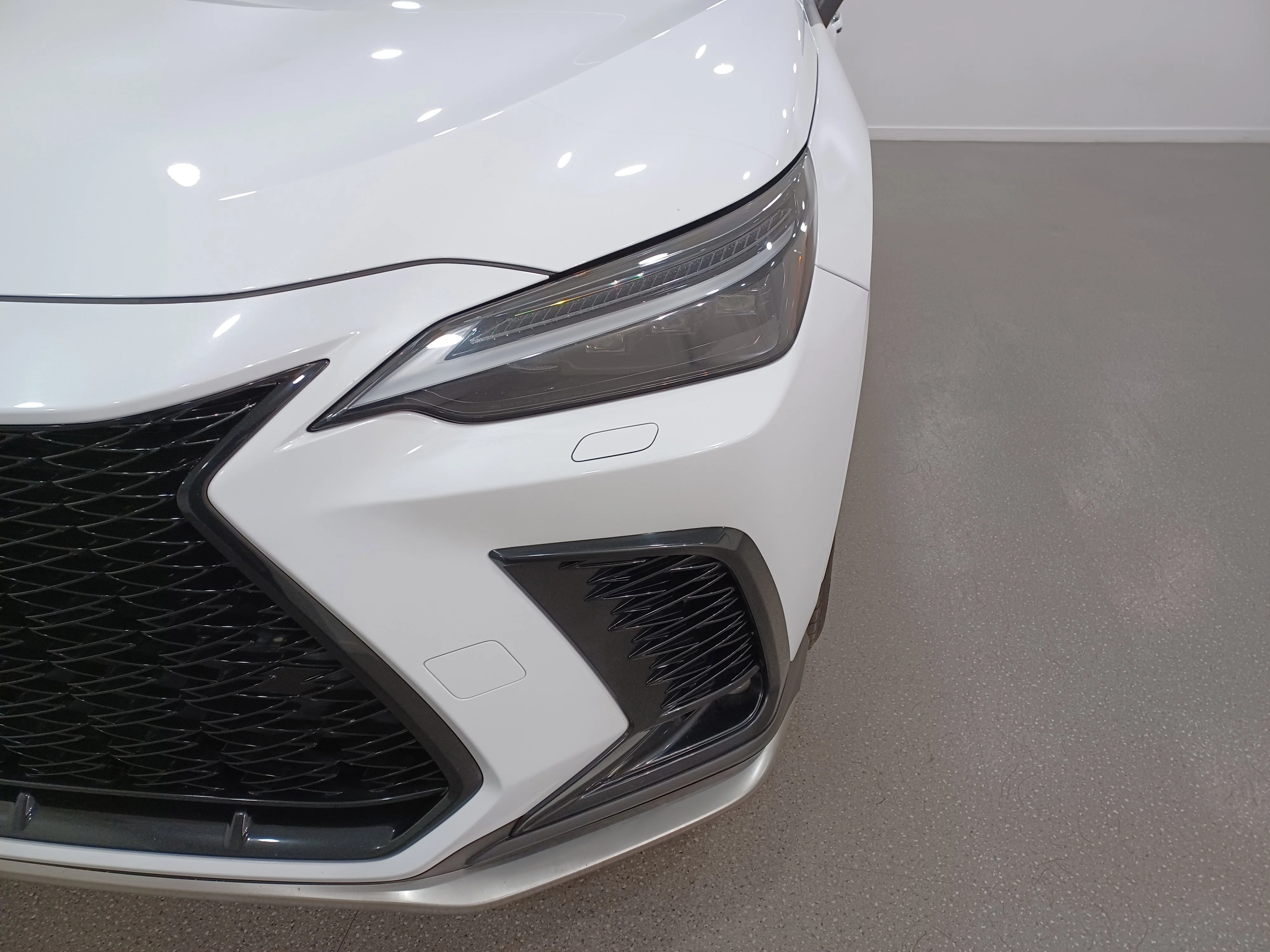 Certified Used 2022 Ultra White Lexus F-Sport *Adaptive Cruise | Cooled Lthr | Sunroof | Htd Wheel | Blind Spot Detect | Lane Keep Assist image 5