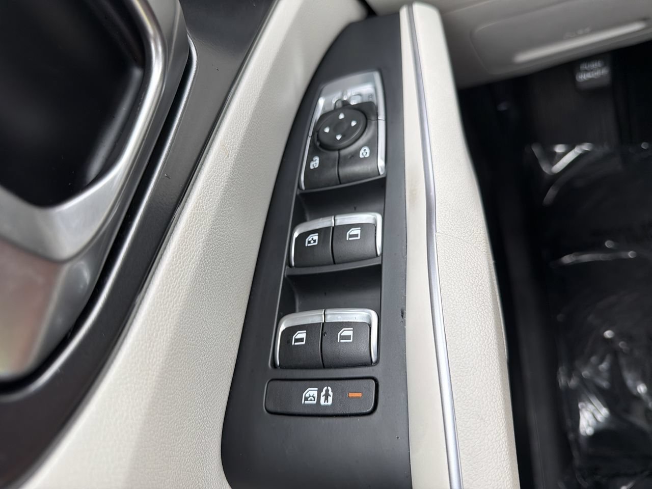 Used 2023 Gravity Grey Kia S image 16