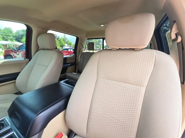 Used 2018 Red Ford XLT image 23