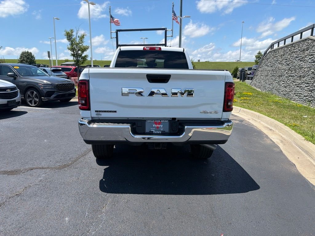Used 2025 White Ram Big Horn image 6