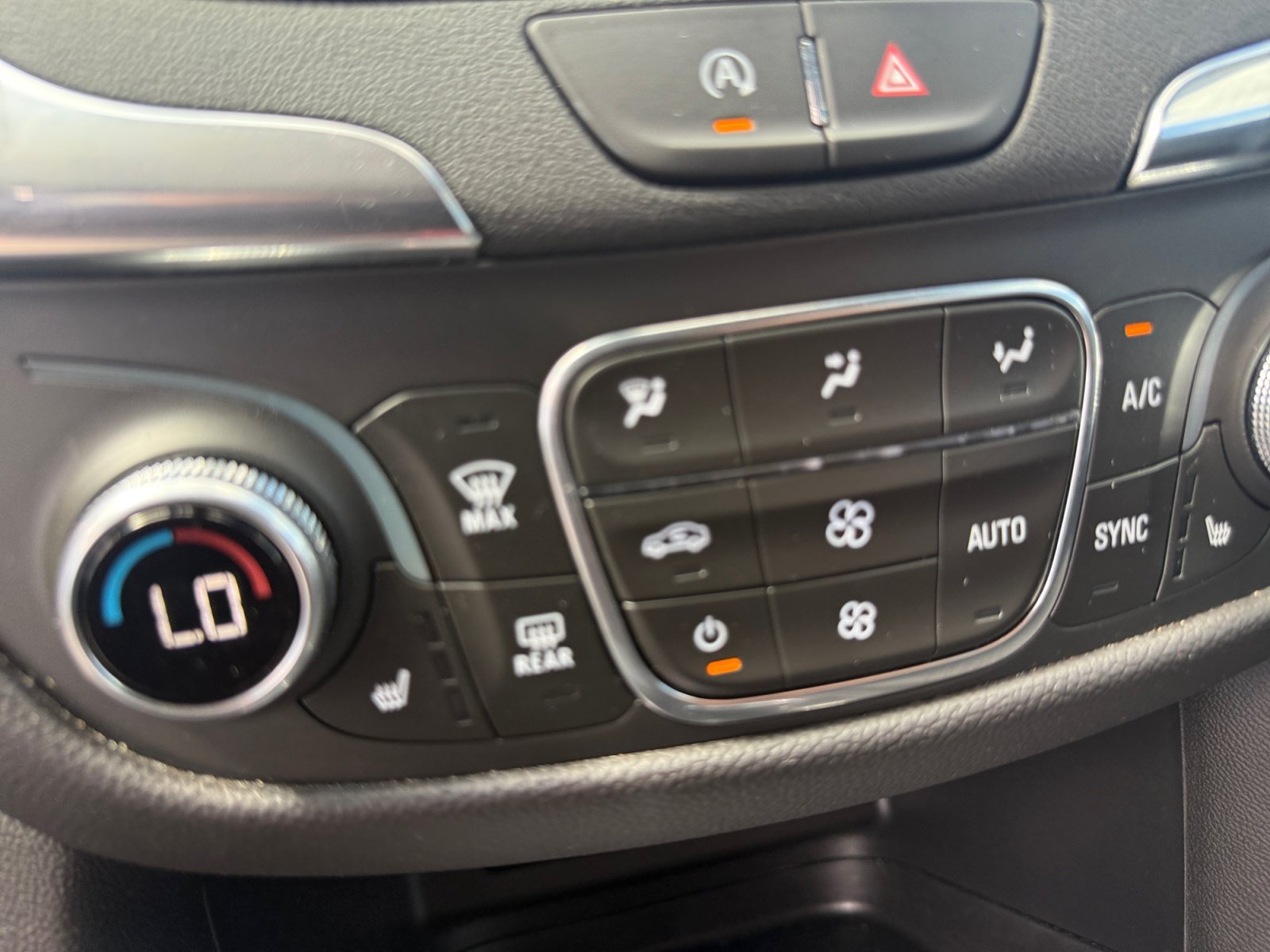 Used 2024 Summit White Chevrolet LT image 23