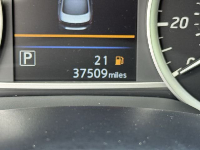 Used 2019 Gray Nissan S image 21