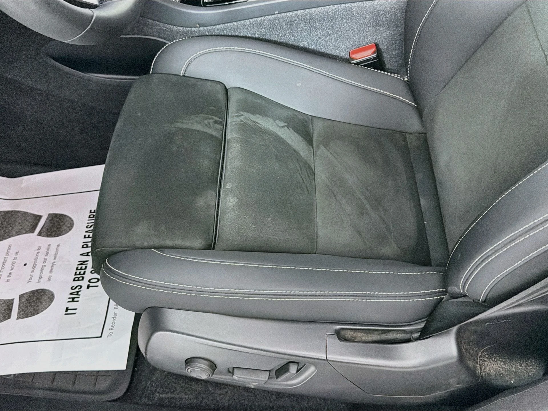 Used 2023 Silver Volvo Ultimate image 21