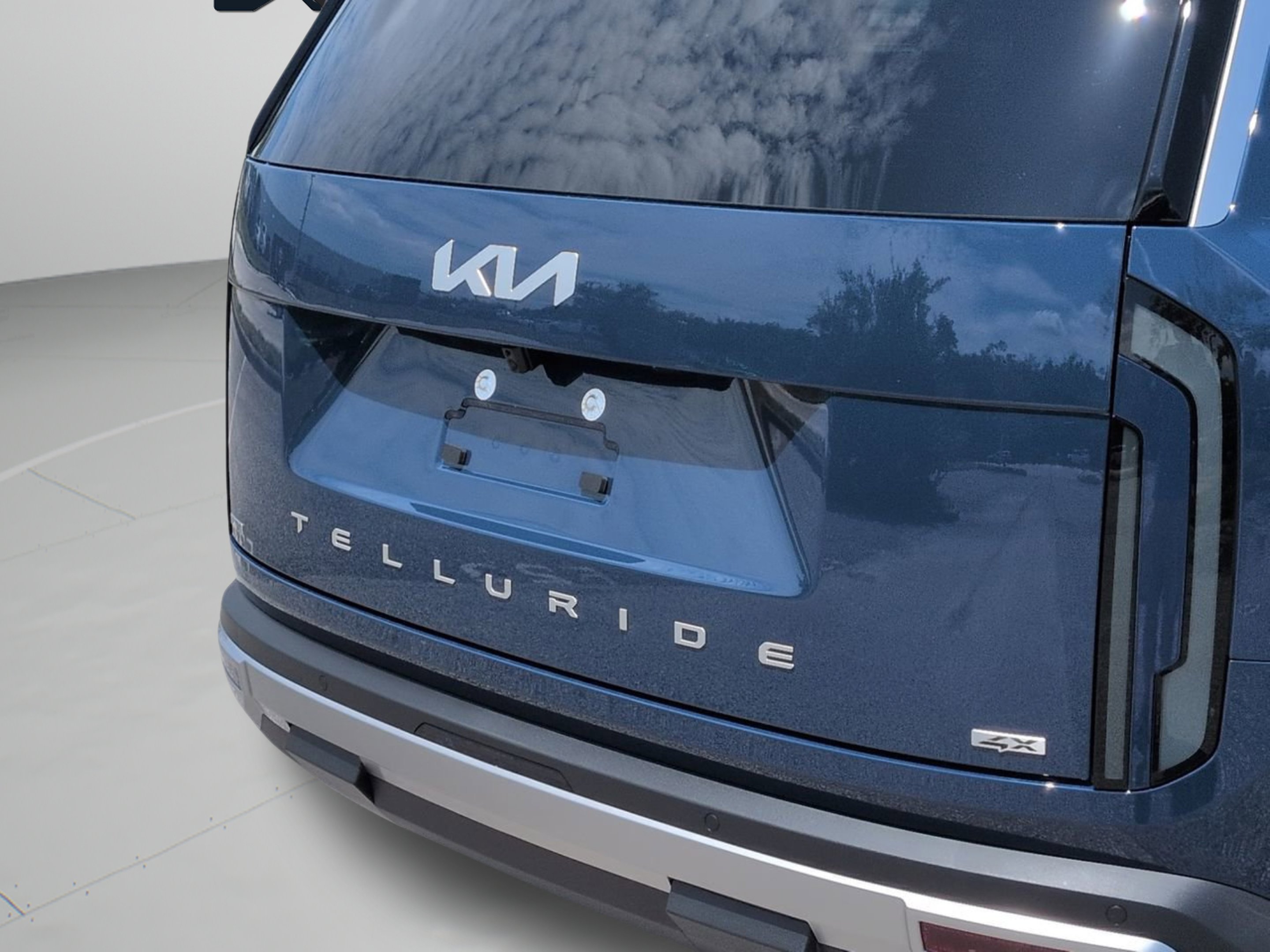 New 2027 Midnight Lake Blue Kia EX image 14