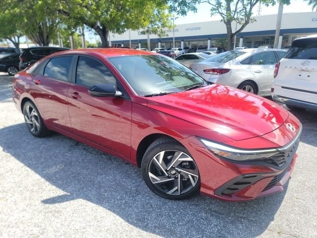 2025 Hyundai Elantra 2.0 SEL Sport IVT's photo