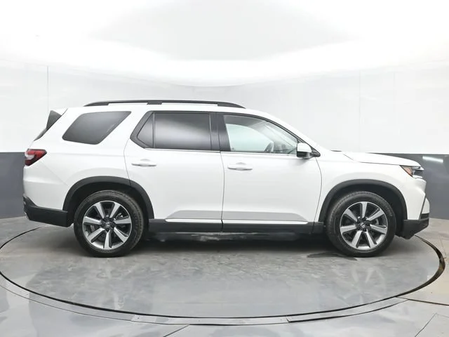Used 2025 Platinum White Pearl Honda AWD Elite image 71