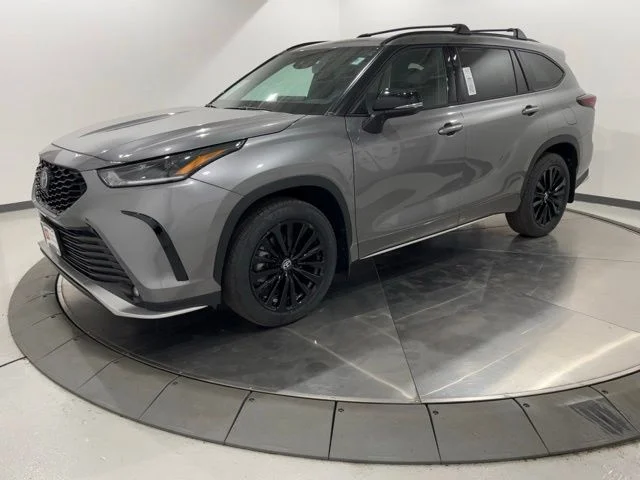 2026 Toyota Highlander XSE