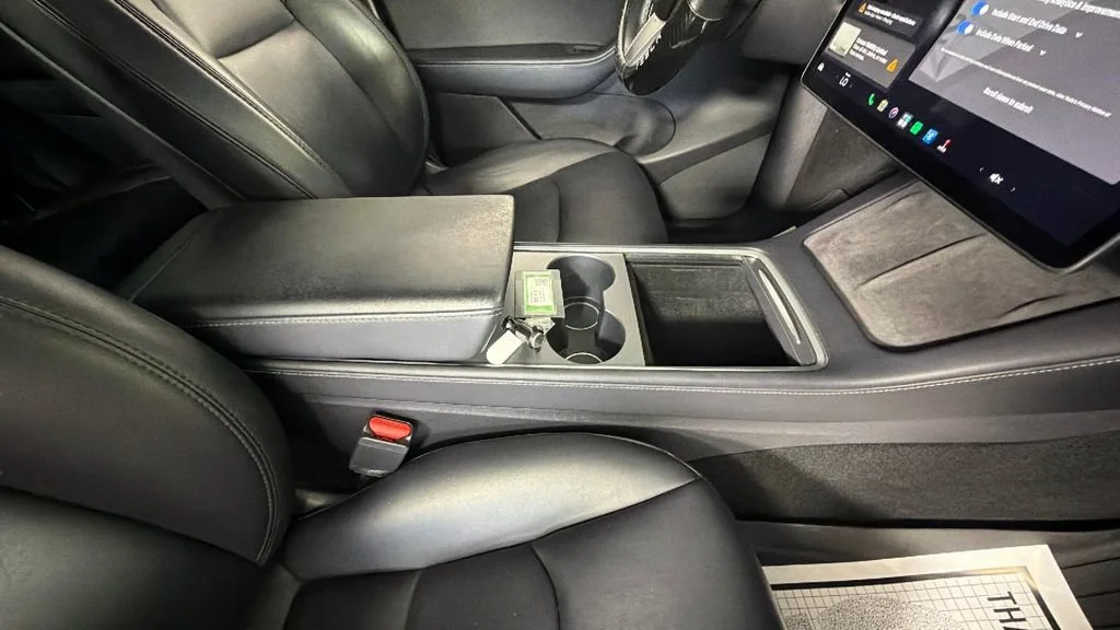 Used 2021 Black Tesla Performance Dual Motor All-Wheel Drive image 35