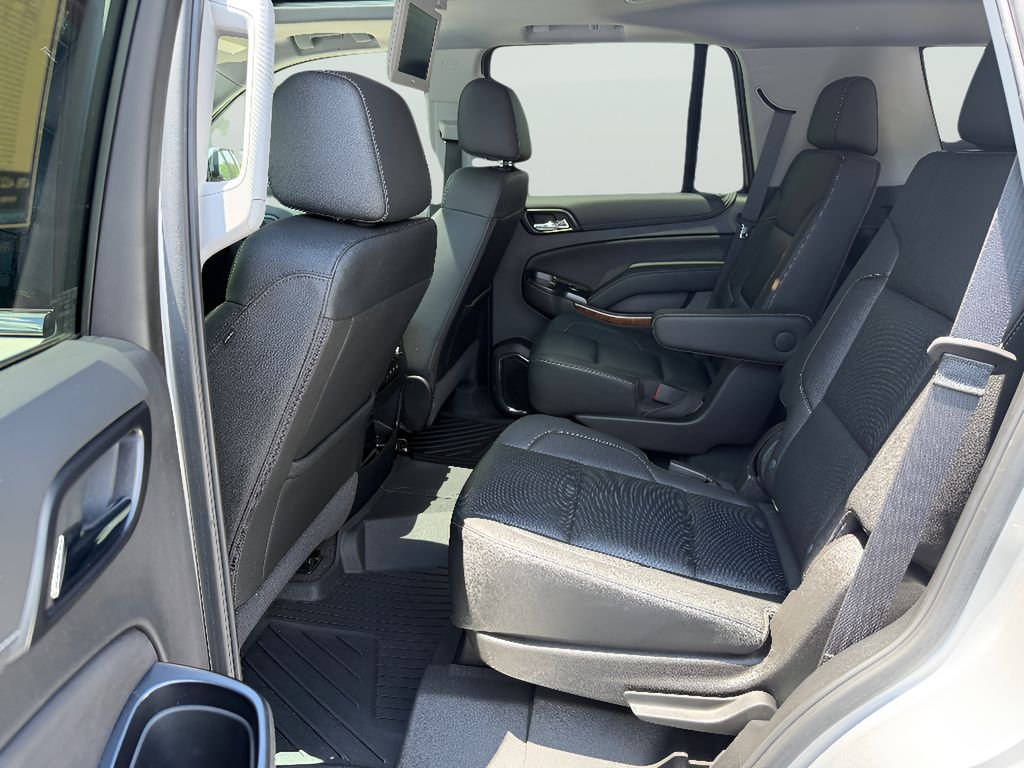 Used 2020 Silver Ice Metallic Chevrolet Premier image 13