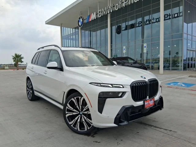 2027 BMW X7 xDrive40i's photo
