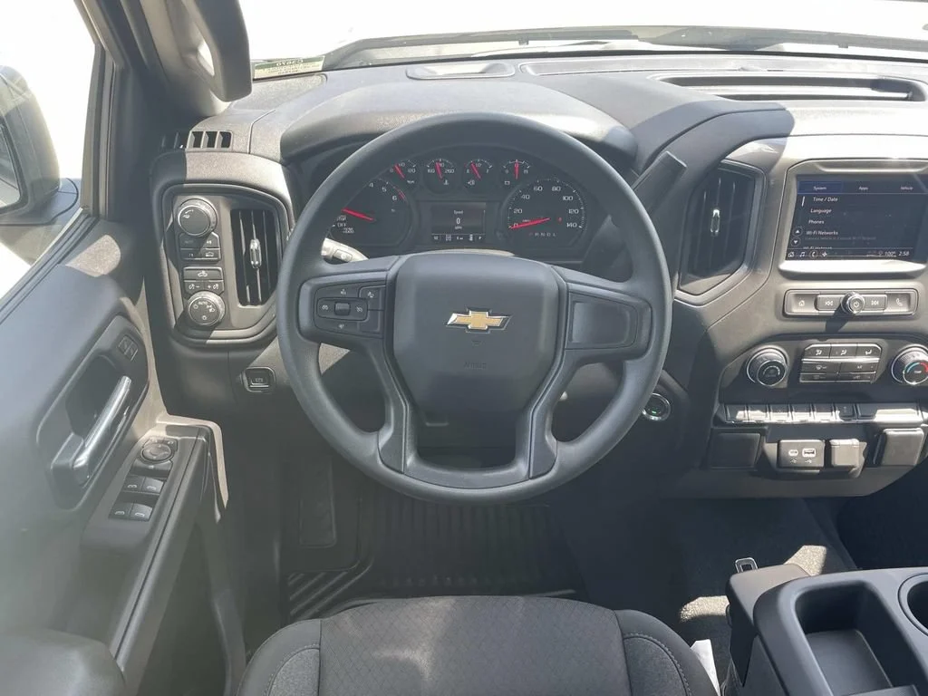2026 Chevrolet Silverado 1500 Custom - Photo 10