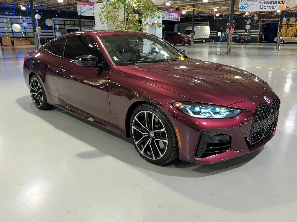 Used 2022  BMW M440i xDrive image 1