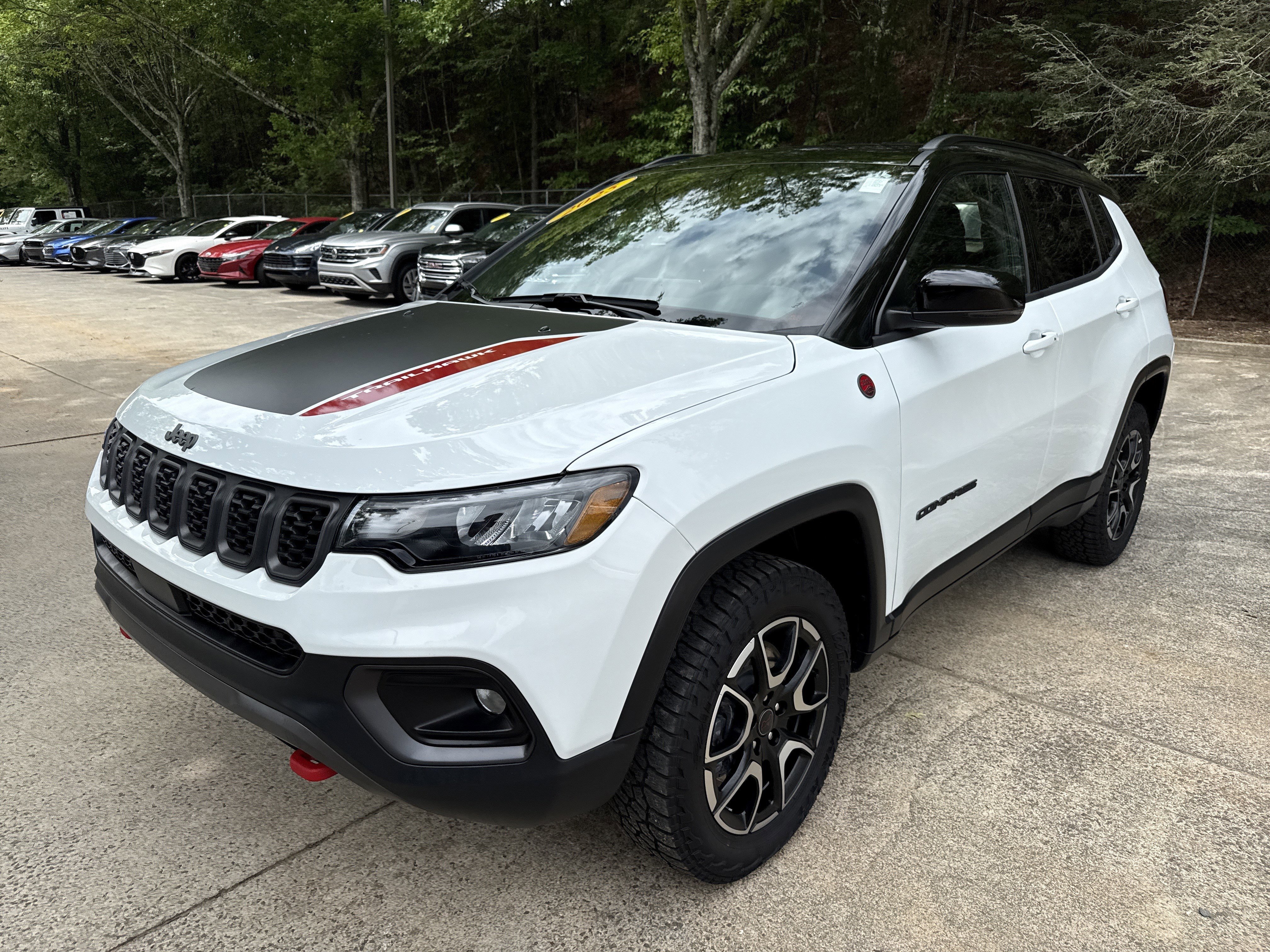 Used 2025 Bright White Clearcoat Jeep Trailhawk image 3