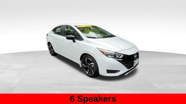 2025 Nissan Versa Sedan SR - Photo 11