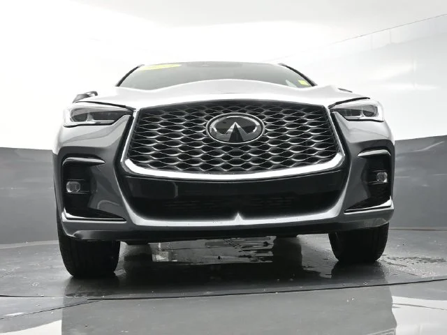 Used 2023 Gray INFINITI LUXE image 34