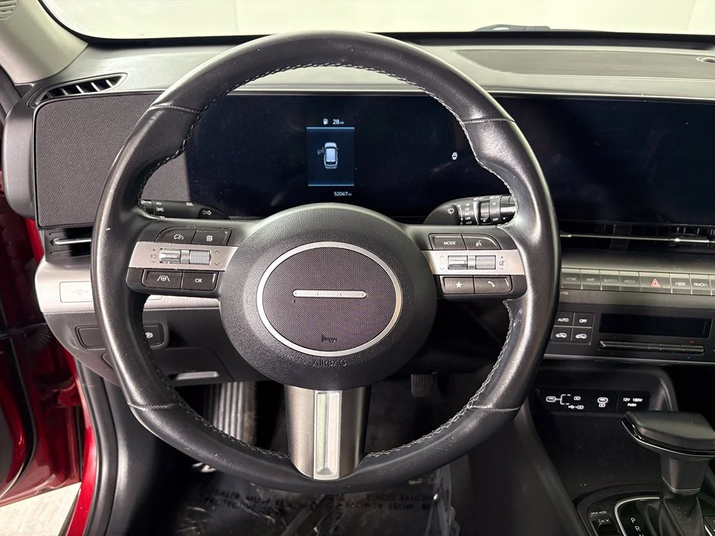 Used 2025 Red Hyundai SEL image 23