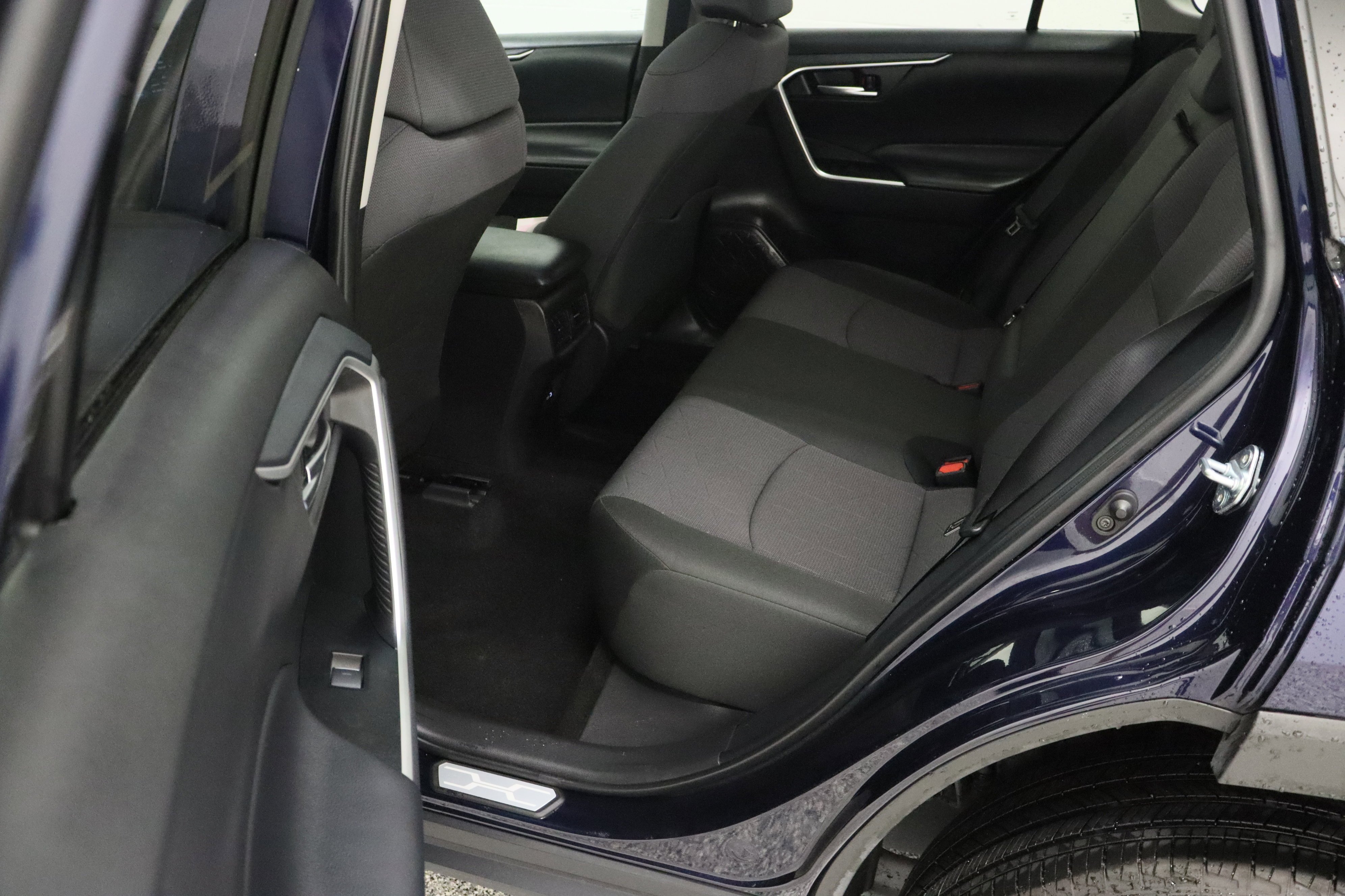 Used 2025 Blueprint Toyota XLE 2.5L image 29
