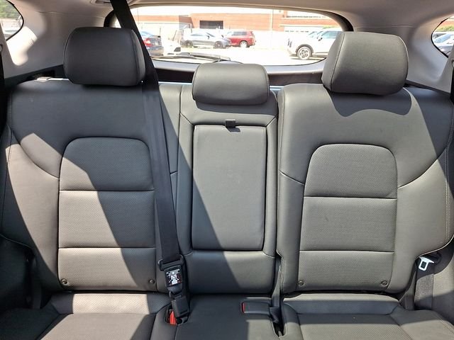 Used 2019 Green Hyundai Ultimate image 19