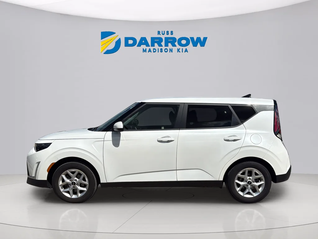 Certified Used 2023 Snow White Pearl Kia LX image 2