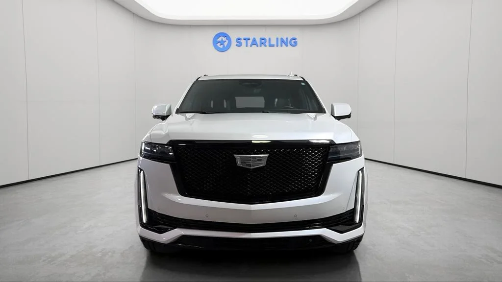 Used 2021 CRYSTAL WHITE TRICOAT Cadillac Sport Platinum image 15