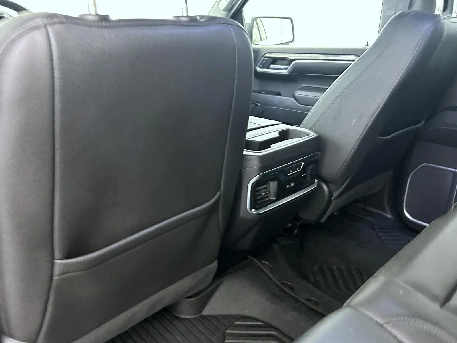 Used 2023 White Chevrolet LTZ image 21
