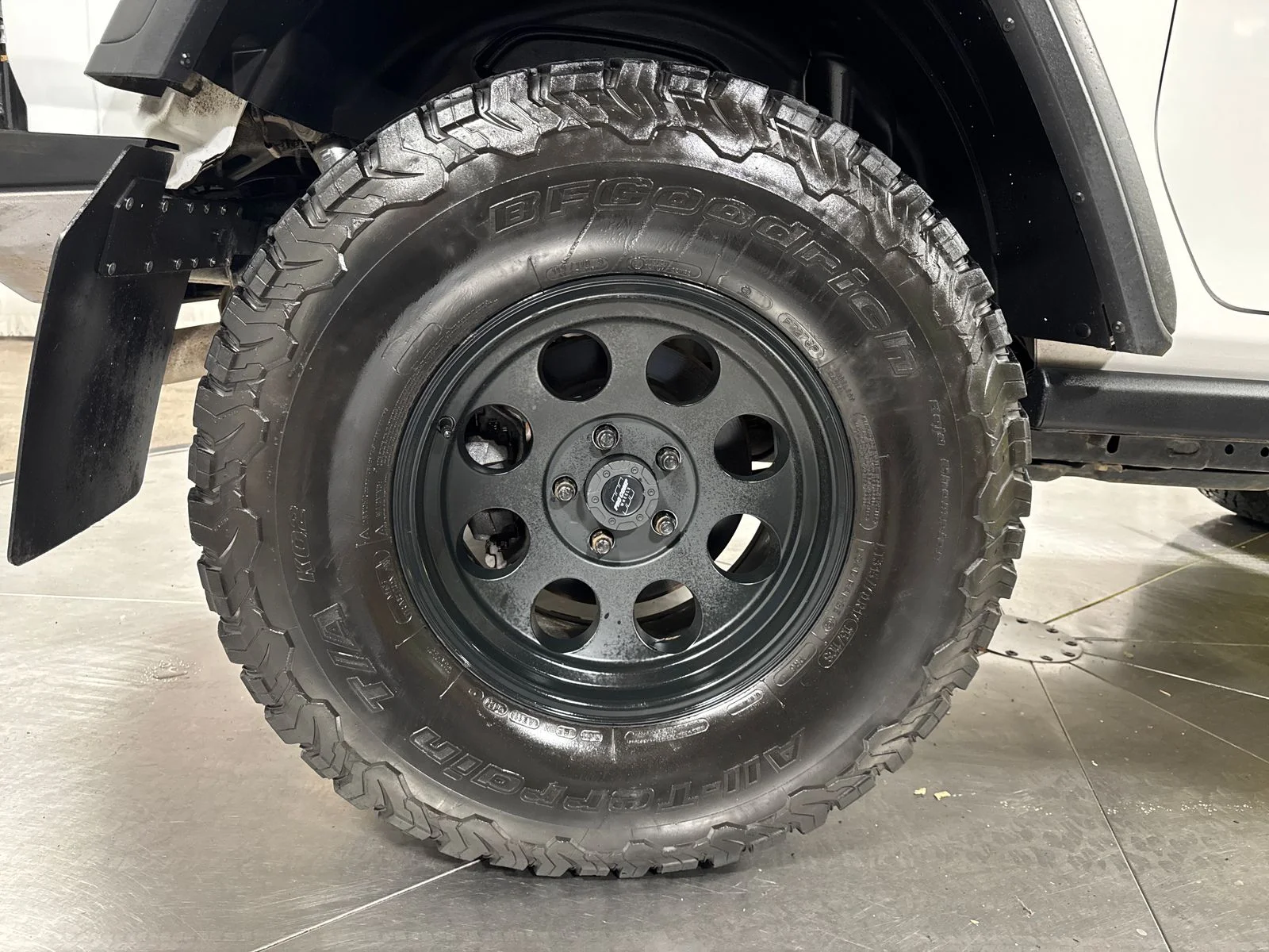 Used 2020 White Jeep Rubicon image 13