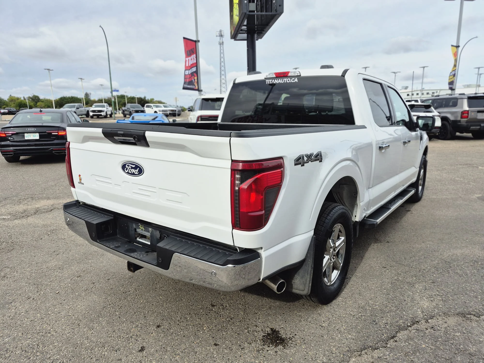 Certified Used 2024 Oxford White Ford XLT 4WD*SuperCrew | 6 Pass | 3.5L V6 | Nav | Park Assist | Tow Pkg | Side Steps | Lane Keep Assist image 12