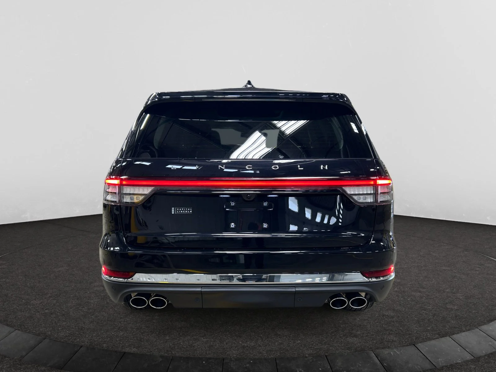 New 2026 Infinite Black Metallic Clearcoat Lincoln Premiere image 4