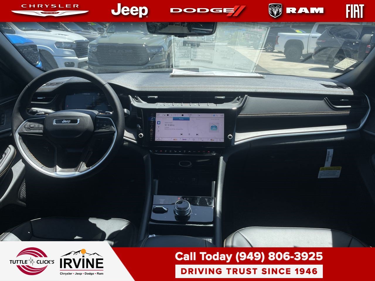 New 2026 Diamond Black Crystal Pearl-Coat Exterior Paint Jeep 85th Anniversary Edition image 12
