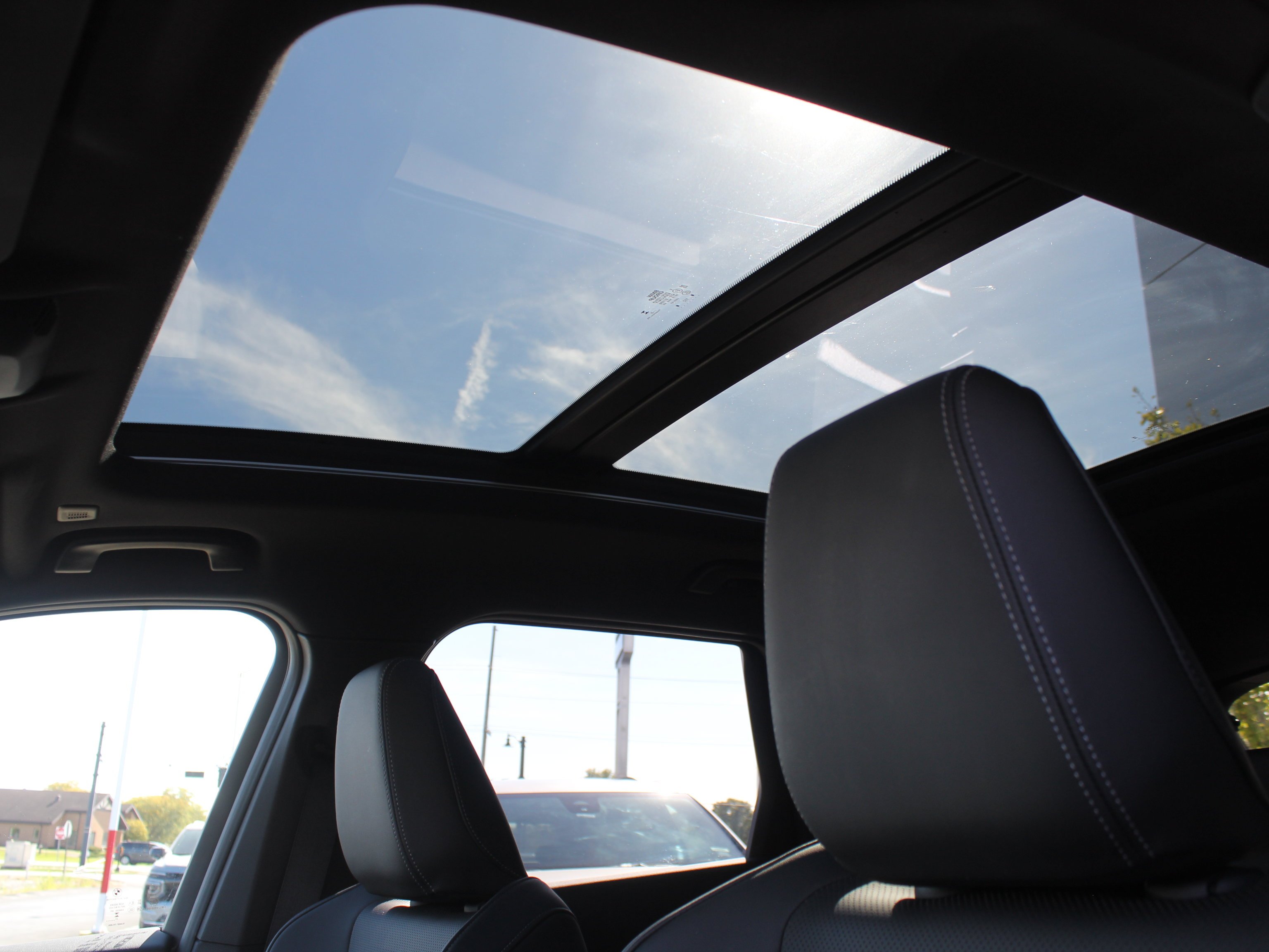 2026 BMW X1 28i - Photo 14