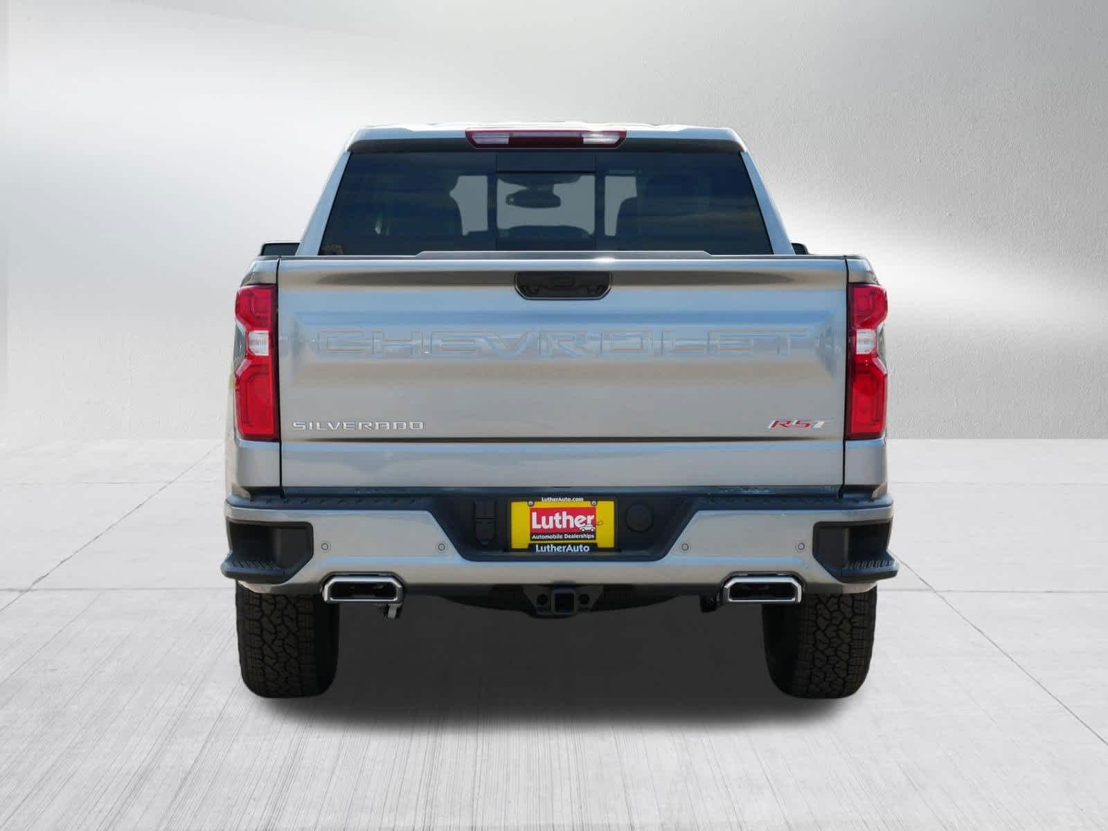 New 2026 Sterling Gray Metallic Chevrolet RST image 4