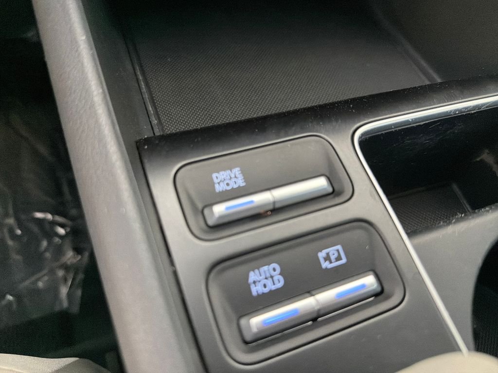 Used 2025 Blue Hyundai SEL image 21