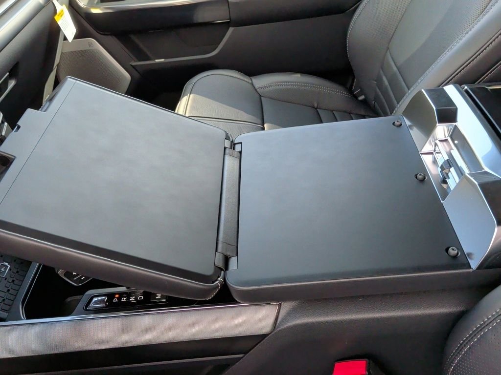 New 2026 Agate Black Metallic Ford Platinum® image 37