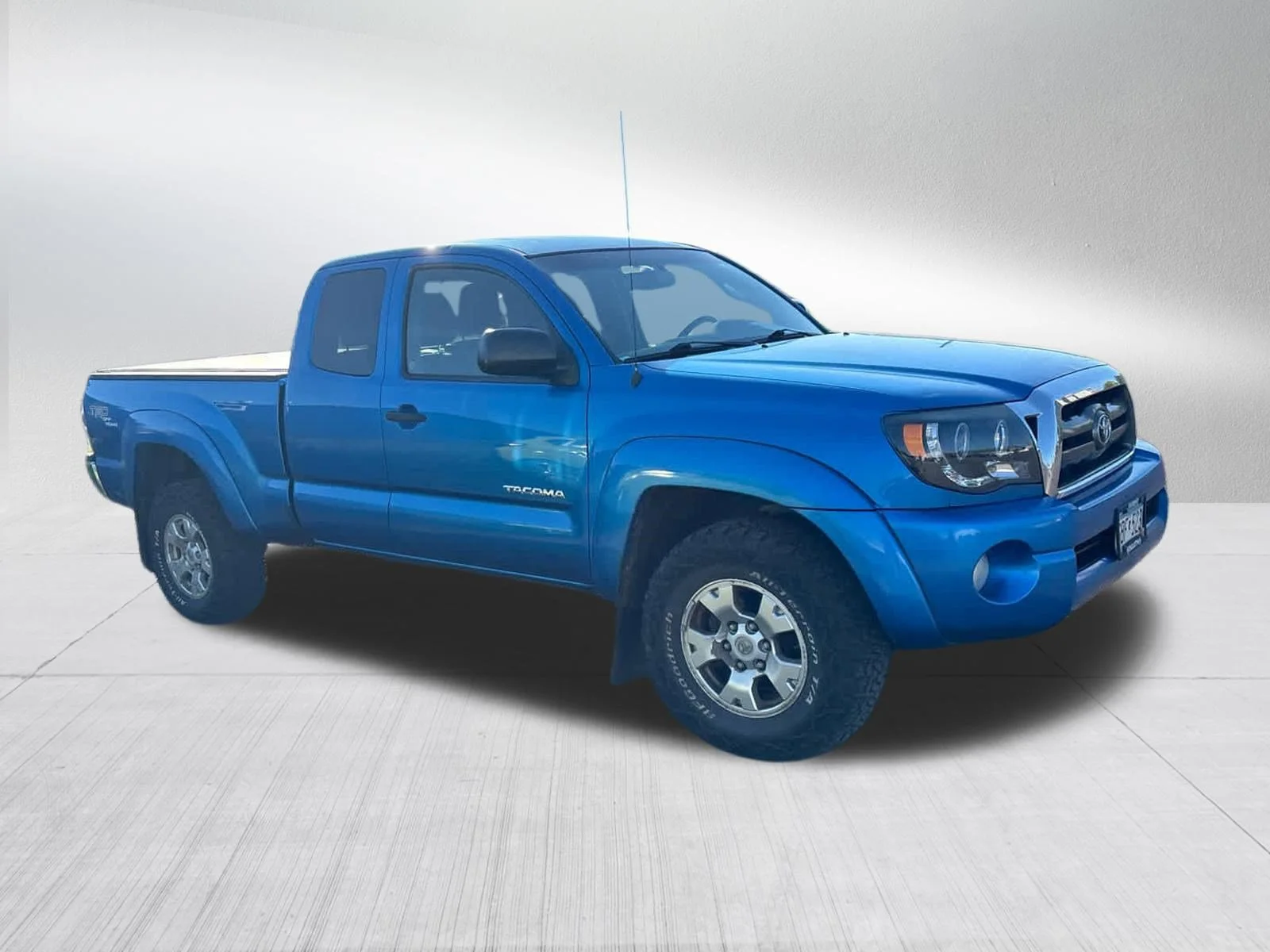 Used 2010 SPEEDWAY BLUE Toyota ACC CAB 4WD V6 AT image 7