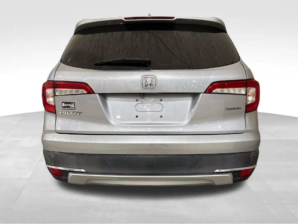 Used 2019 Silver Honda Touring image 4