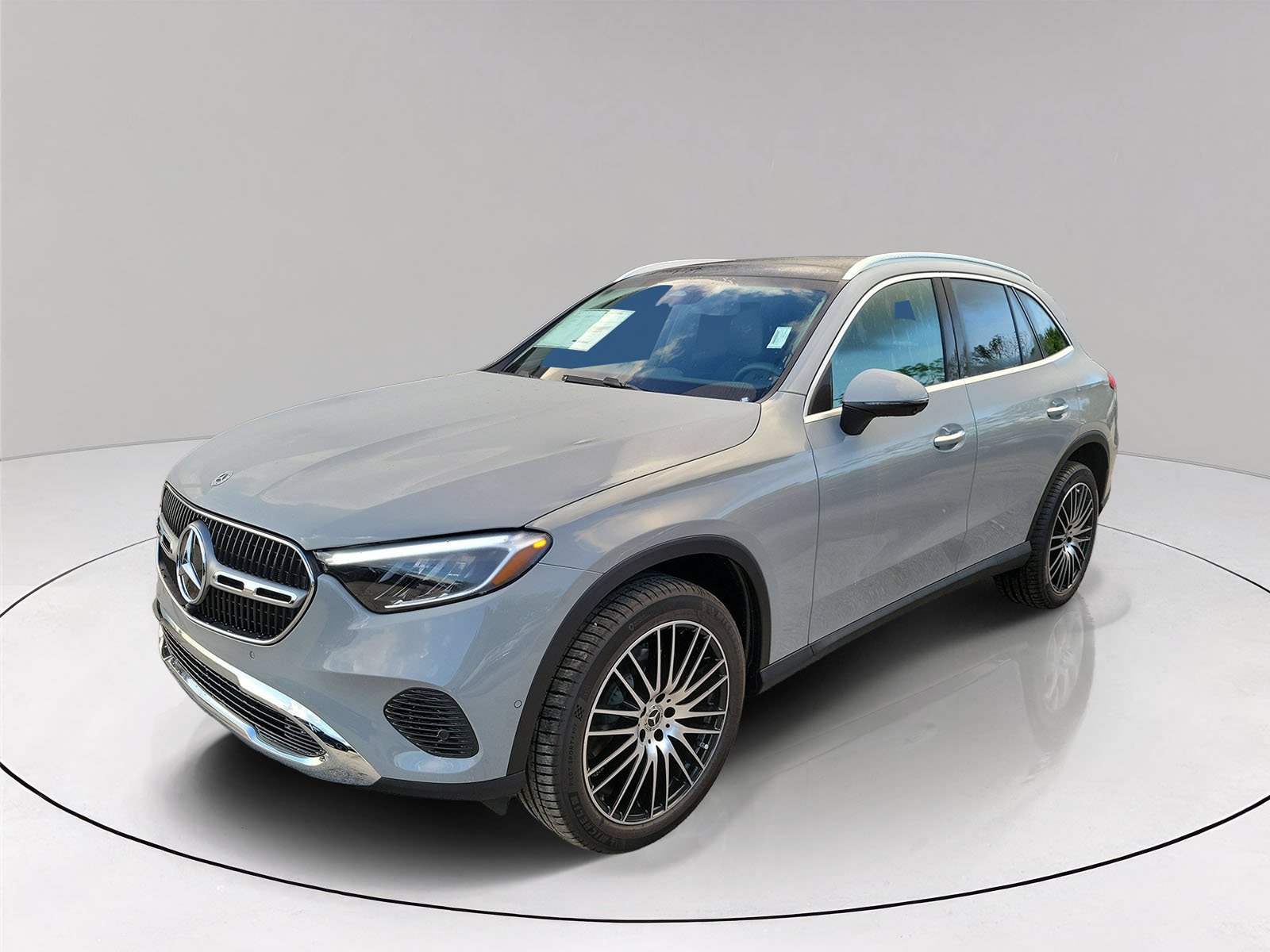 New 2027 MANUFAKTUR Alpine Grey Mercedes-Benz GLC 300 image 3