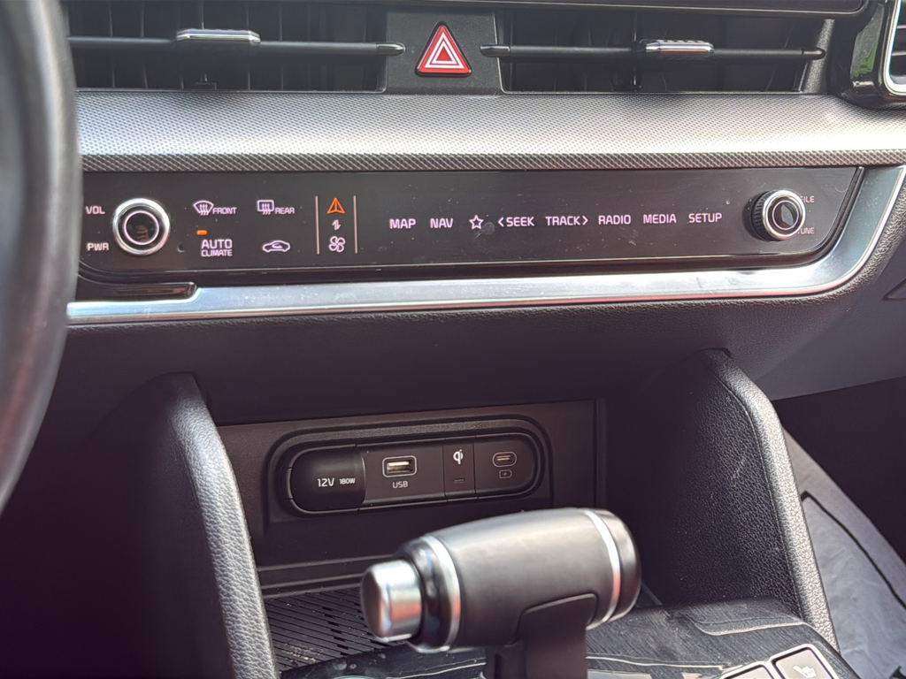 Used 2023 Black Kia SX image 21